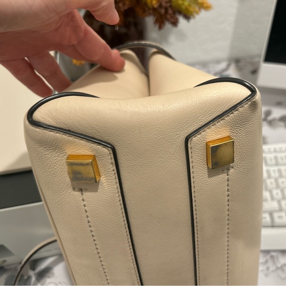 MICHAEL KORS COLLECTION Bette Satchel w/Crossbody Strap Python Embossing - Picture 15 of 16